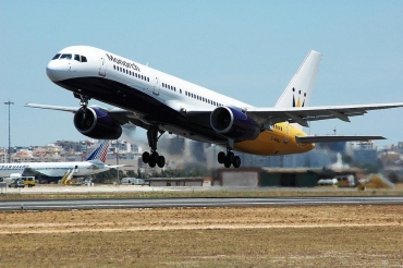 G-MONJ (24104) 1988 Boeing 757-2T7