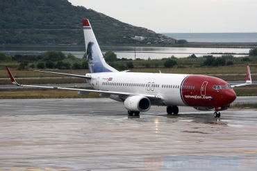 EI-FHH (31713) 2010 Boeing 737-8FZ WL