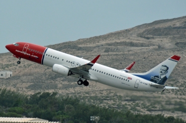EI-FVH (42083) 2017 Boeing 737-8JP WL