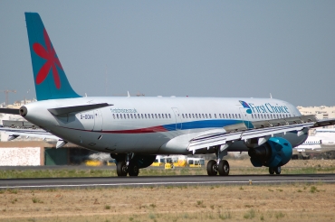 G-OOAV (1720) 2002 Airbus A321-211