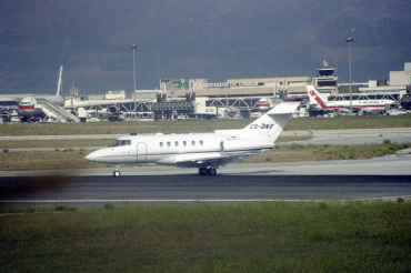 CS-DNX (258511) 2000 Raytheon Hawker 800XP