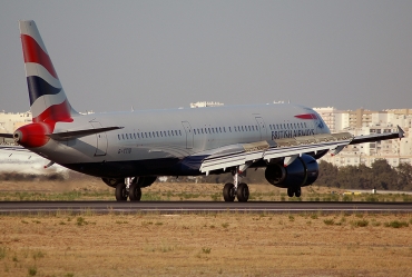 G-TTID (2462) 2005 Airbus A321-231