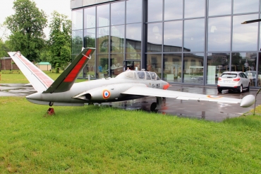 5-MF (458) Fouga CM-170R Magister