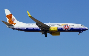 D-AHFR (30593) 2000 Boeing 737-8K5(WL)