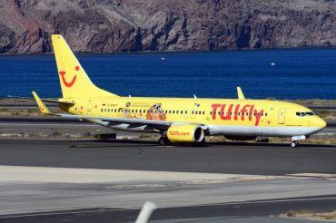 D-AHFT (30413) 2000 Boeing 737-8K5(WL)