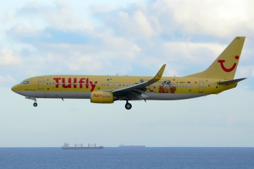 D-AHFT (30413) 2000 Boeing 737-8K5(WL)