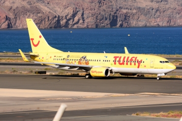 D-AHFT (30413) 2000 Boeing 737-8K5(WL)