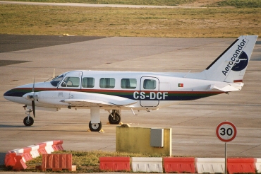 CS-DCF (31-8052174) Piper PA-31-350