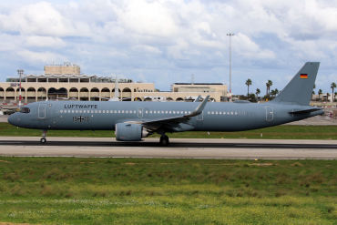 15+10 (10613) 2021 Airbus A321-251NX