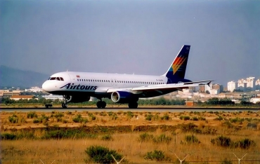 G-SUEE (363) 1992 Airbus A320-231