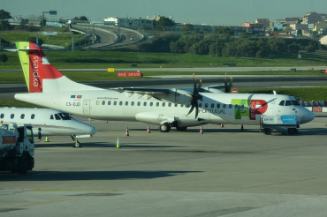 CS-DJD (1233) 2015 ATR-72-600