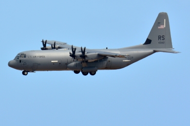 04-3142 (5558) 2004 Lockheed Martin C-130J-30 Hercules