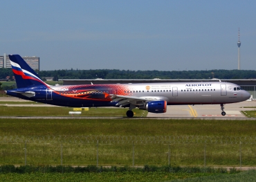 VP-BTL, (cn 5881), Airbus A321-211