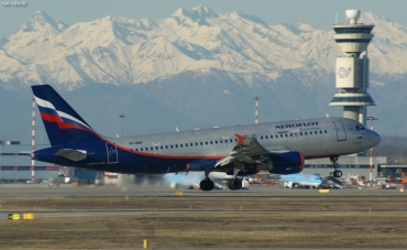 VP-BMF (cn 3711) Airbus A320-214