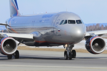 VP-BQU, (cn 3373), Airbus A320-214