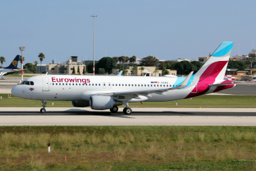 D-AEWQ (7398) 2016 Airbus A320-214