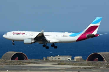 D-AXGC (555) 2003 Airbus A330-203