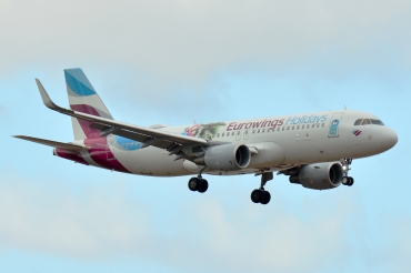 OE-IQD (007056) Airbus A320-214(WL)