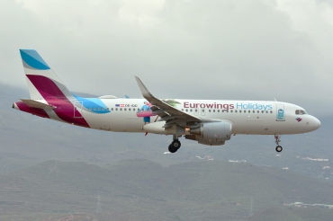 OE-IQD (007056) Airbus A320-214(WL)