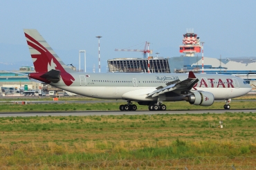 A7-AFM (616) 2004 Airbus A330-202