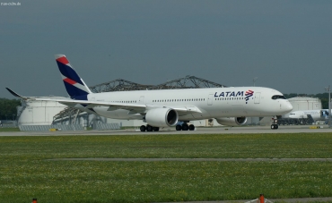 A7-AMD (045) 2016 Airbus A350-941