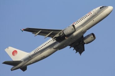 I-EEZK (1125) 1999 Airbus A320-214
