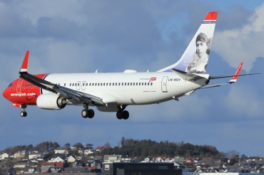 LN-NOY (39419) 2011 Boeing 737-8JP WL