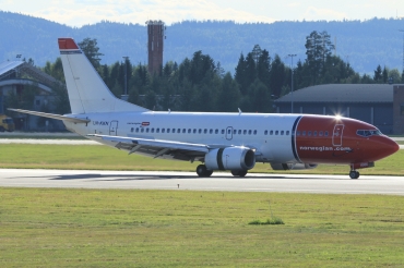 LN-KKN (24910) 1991 Boeing 737-3Y0