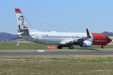 LN-NOF (36809) 2008 Boeing 737-86N(WL)
