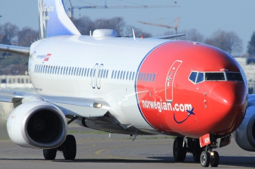 LN-NOM (28642) 2001 Boeing 737-86N WL