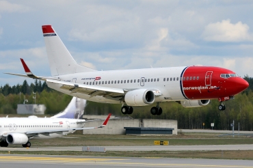 LN-KHA (29100) 1998 Boeing 737-31S WL