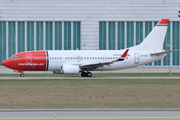 LN-KHA (29100) 1998 Boeing 737-31S WL