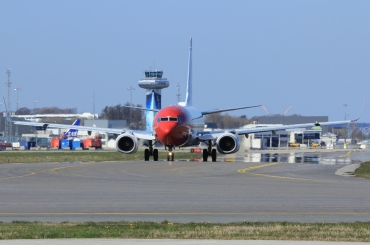 LN-NOG (35647) 2009 Boeing 737-86N WL