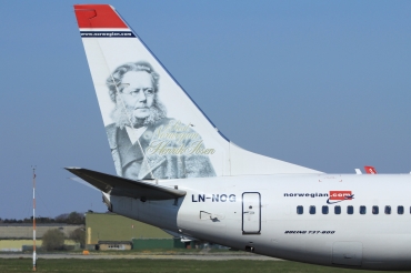 LN-NOG (35647) 2009 Boeing 737-86N WL