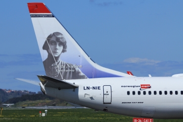 LN-NIE (39435) 2013 Boeing 737-8JP WL