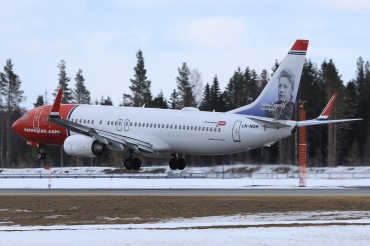 LN-NOH (36814) 2009 Boeing 737-86N WL