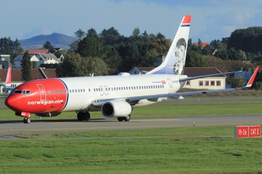 LN-NOM (28642) 2001 Boeing 737-86N WL