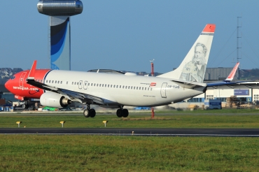 LN-NOG (35647) 2009 Boeing 737-86N WL
