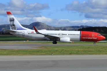 LN-NOW (37817) 2010 Boeing 737-8JP WL