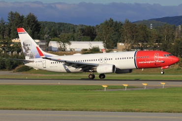 LN-NOQ (32658) 2005 Boeing 737-86N WL