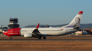 LN-DYN (39006) 2011 Boeing 737-8JP WL