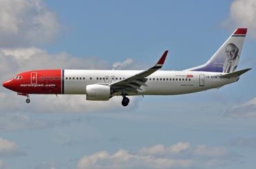 LN-DYW (39010) 2011 Boeing 737-8JP WL