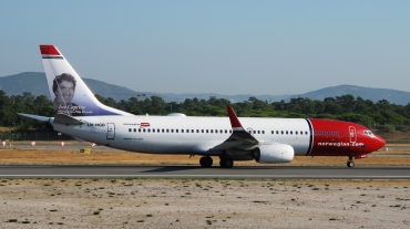 LN-NGD (39049) 2012 Boeing 737-8JP WL