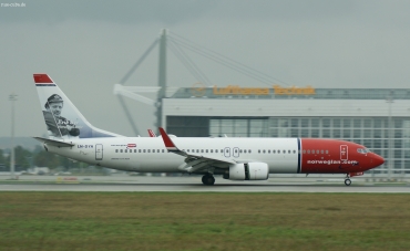 LN-DYA (39162) 2009 Boeing 737-8JP WL