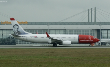 LN-DYC (39164) 2010 Boeing 737-8JP WL