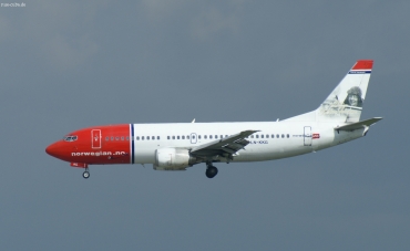 LN-KKG (24327) 1989 Boeing 737-3K2