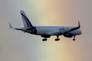 EC-NIU (25296) 1992 Boeing 757-223(PCF)(WL)