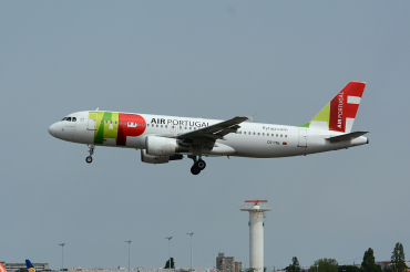 CS-TNL (1231) 2000 Airbus A320-214