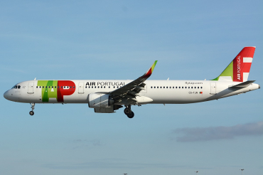 CS-TJN (8318) 2018 Airbus A321-251N