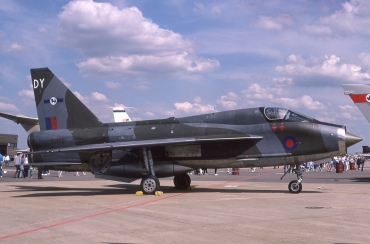 XS458 (95018) 1965 English Electric Lightning T5